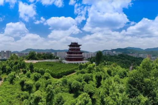 4月份去貴州旅游穿什么衣服?貴州幾月份天氣開始變暖 4月份去貴州旅游穿什么衣服?貴州幾月份天氣開始變暖