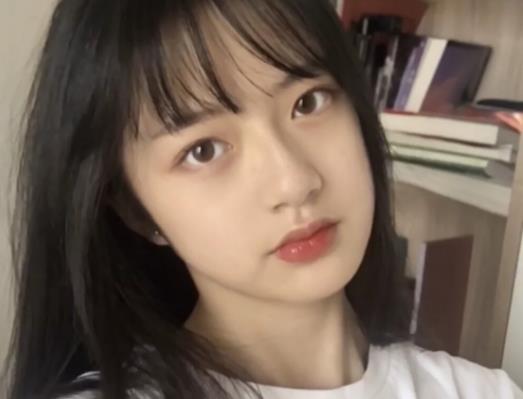 美瞳會跑到眼球后面嗎?美瞳為什么會磨眼睛 美瞳會跑到眼球后面嗎?美瞳為什么會磨眼睛