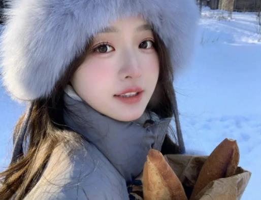 美瞳線是粗的好看還是細好看?美瞳線可以和睫毛一起做嗎 美瞳線是粗的好看還是細好看?美瞳線可以和睫毛一起做嗎