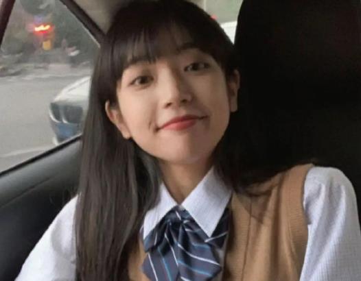 美瞳線會痛嗎?美瞳線和美睫線的區(qū)別 美瞳線會痛嗎?美瞳線和美睫線的區(qū)別
