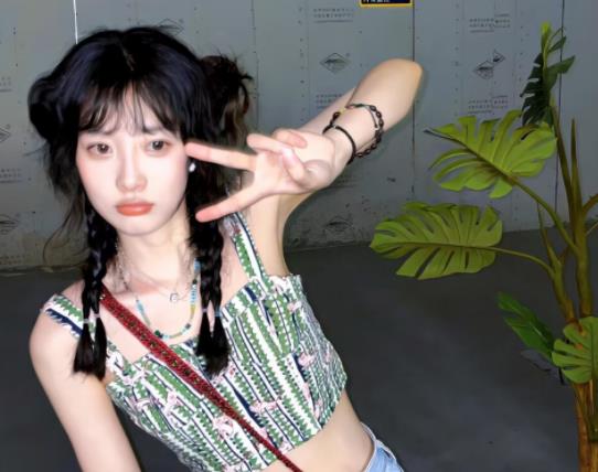 美瞳什么顏色最自然?美瞳戴反了還看得清嗎 美瞳什么顏色最自然?美瞳戴反了還看得清嗎