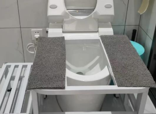 馬桶水箱蓋碎了能粘嗎?老式馬桶蓋怎么下 馬桶水箱蓋碎了能粘嗎?老式馬桶蓋怎么下